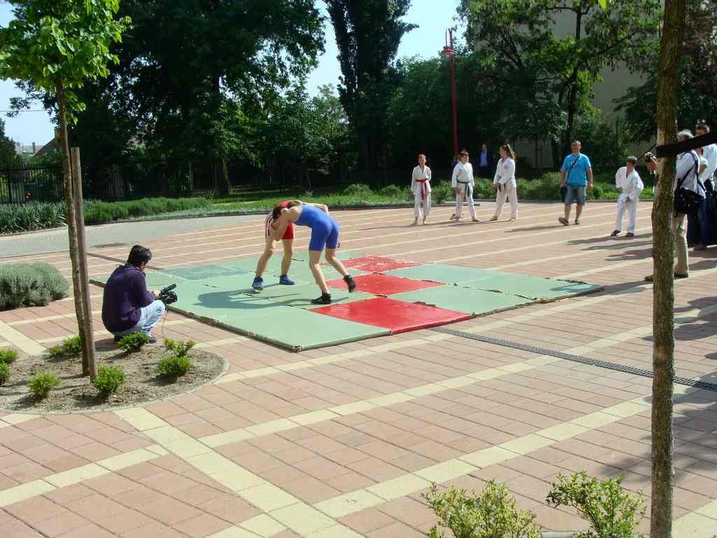 Olimpiai tábla avató