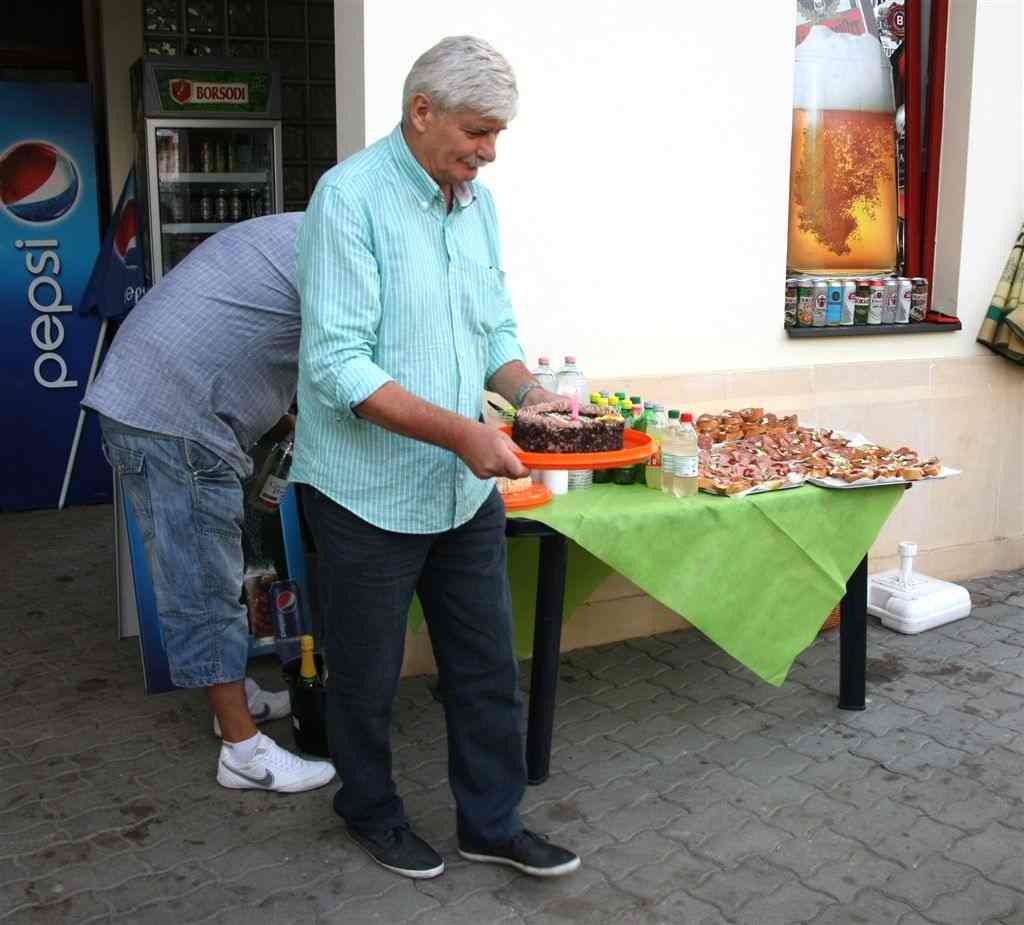 2 éves az Erzsébetligeti Strand